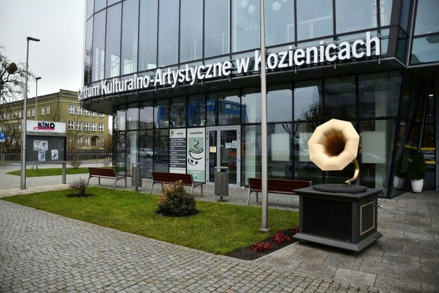 Zbiórka nakrętek prowadzona jest w Kozienickim Domu Kultury przy ulicy Warszawskiej 29.