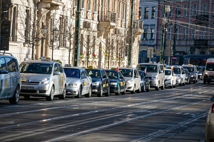 Protest taksówkarzy w Krakowie, środa 25.11