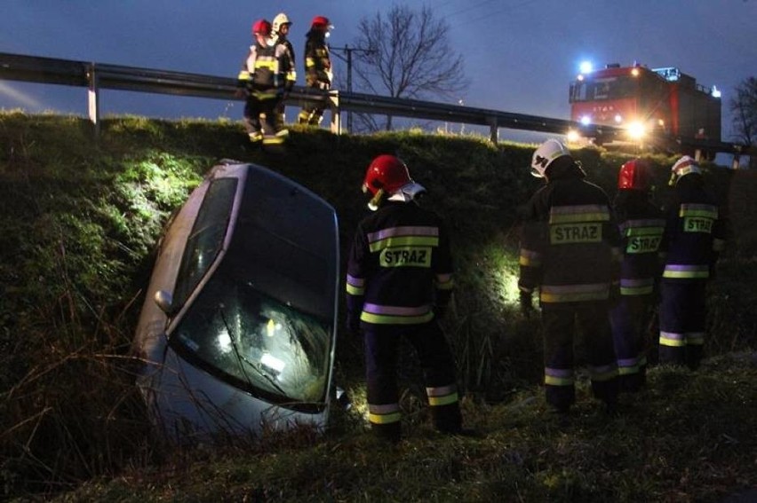 Wypadek na DW315: Audi, którym jechało dwóch Ukraińców...