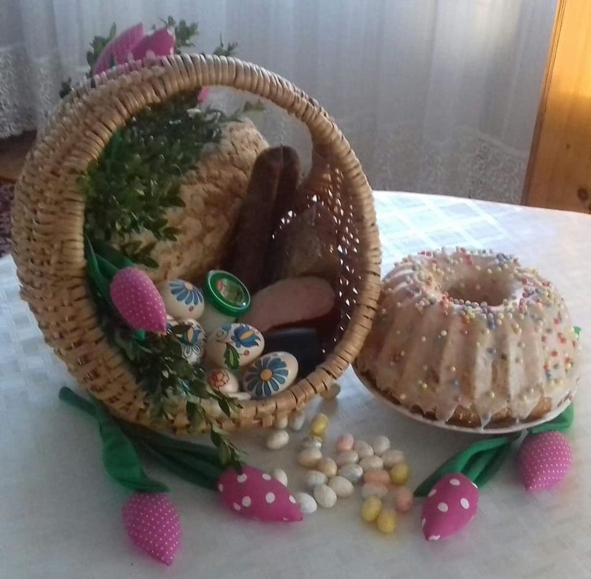 Wielkanocne koszyki pań z KGW w Borowym Młynie