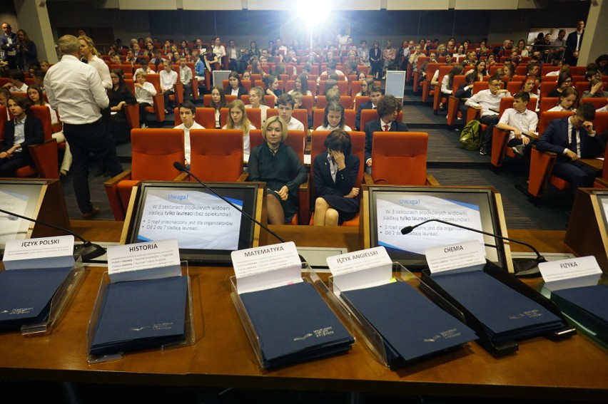 W sumie było 11 laureatów wielokrotnych....