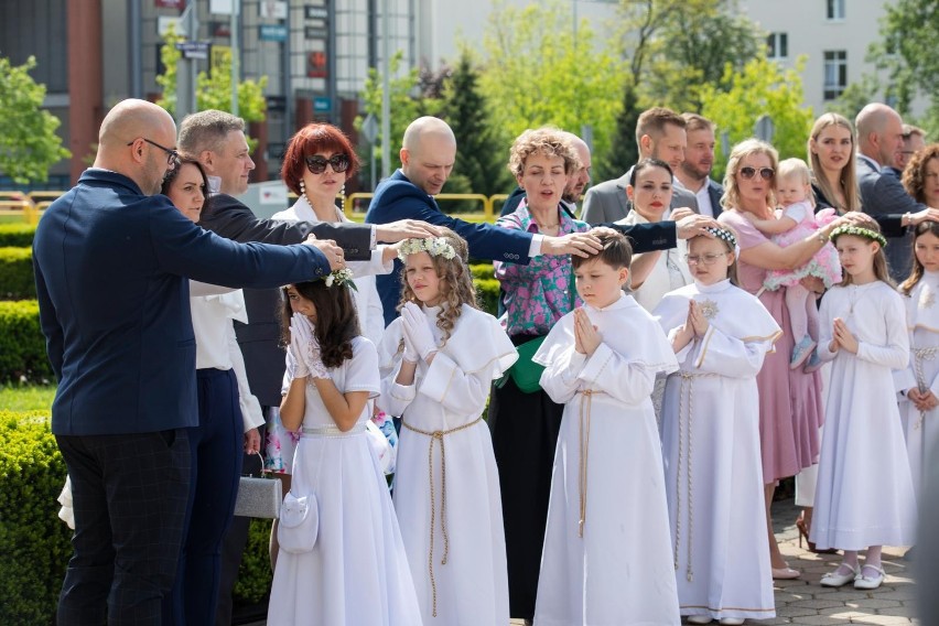 W niedzielę, 21.05., dzieci z klas III przystąpiły do I...