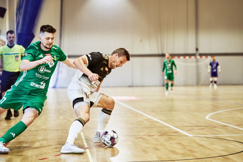 Jagiellonię Futsal (biało-czarne stroje) czeka ciężka próba...