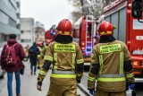 Pożar strawił mieszkanie rodziców druha z OSP Jodłowno. Strażak prosi o pomoc. Liczy się każda złotówka
