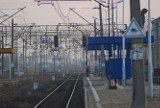 33-latek z Gorzyc w Sandomierzu skoczył pod pociąg. Maszynista w porę wyhamował
