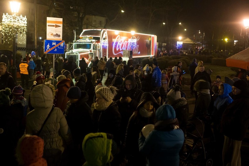 Ciężarówka Coca-Coli 2018. Świąteczna trasa ciężarówek...