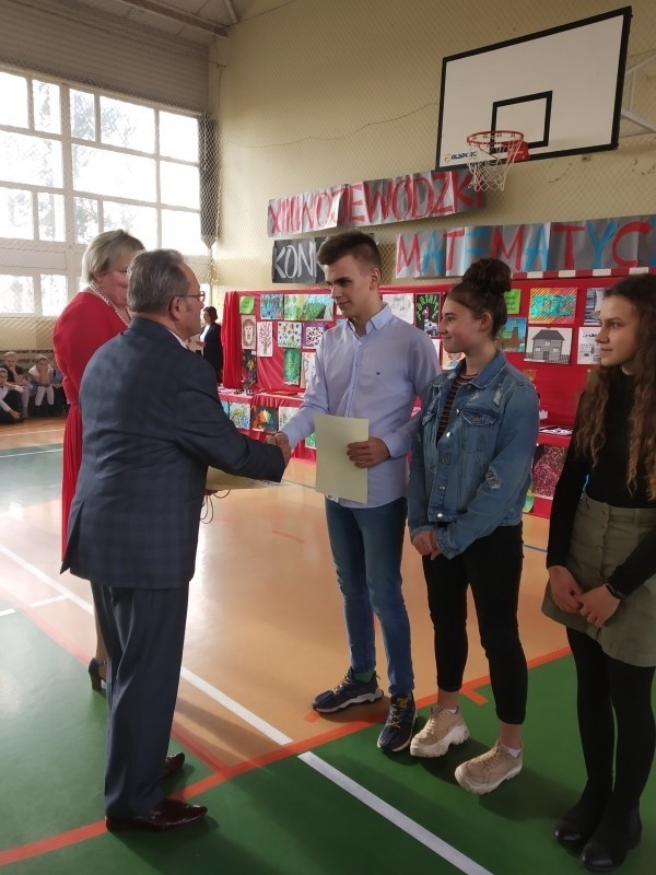 Sukcesy uczniów Szkoły Podstawowej w Gostkowie (zdjęcia)