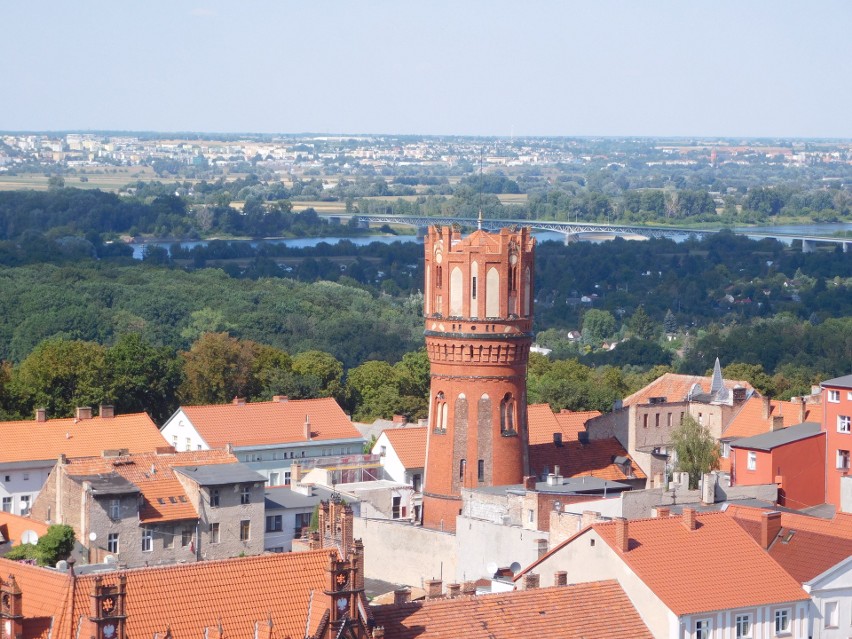 Widok z wieży Kościoła Farnego w Chełmnie