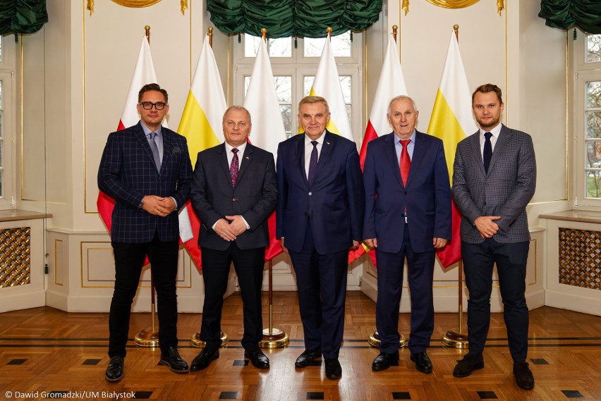 Białystok. Prezydent Tadeusz Truskolaski spotkał się z podlaskimi parlamentarzystami [ZDJĘCIA]