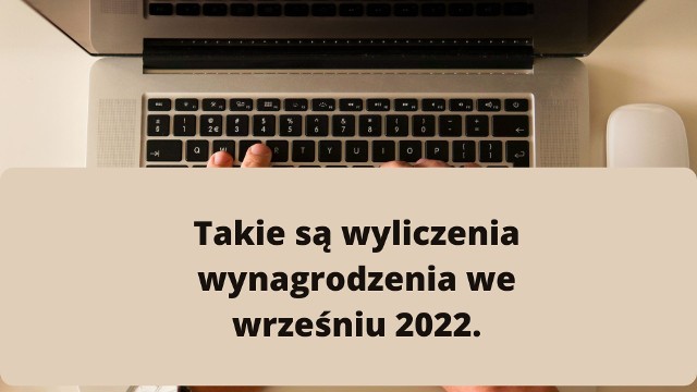 Dzięki kalkulatorowi wynagrodzeń można sprawdzić np. jaką otrzyma pensję pracownik będący na etacie, który złożył PIT2, ma standardowe koszty, nie uczestniczy w PPK, miał rolowanie zaliczki, a także korzystał z ulgi dla średnich klas. Zobaczcie wyliczenia wrześniowych wynagrodzeń - szczegóły prezentujemy na kolejnych slajdach naszej galerii.