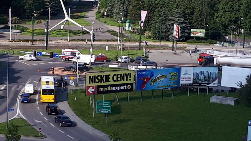 Wypadek w Katowicach na Chorzowskiej. Zderzyły się dwa...