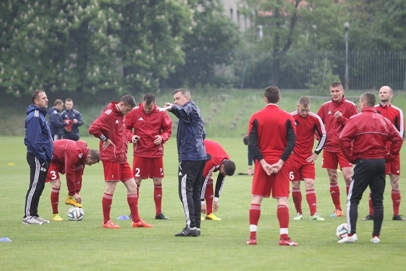 Piłkarze Górnika Zabrze trenowali w czwartek przed meczem z...