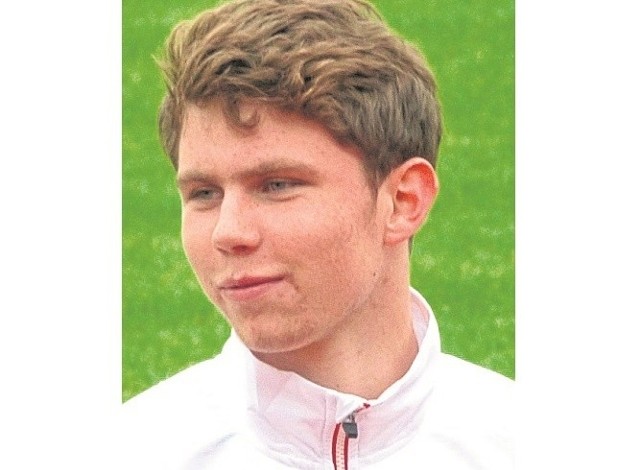 Mateusz  Wróbel   należy do kadry narodowej biegaczy.