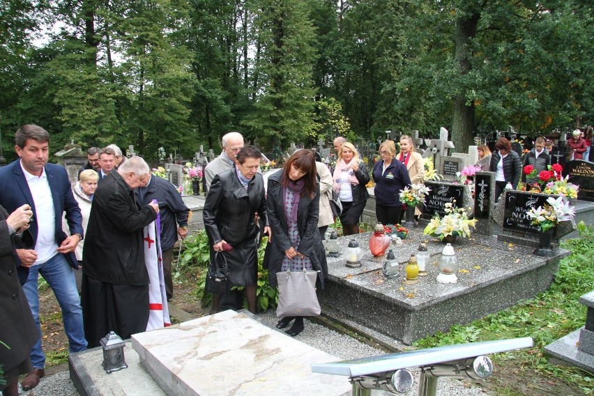 W Leszczynach odnowili grób babki Marii Skłodowskiej-Curie (ZDJĘCIA)