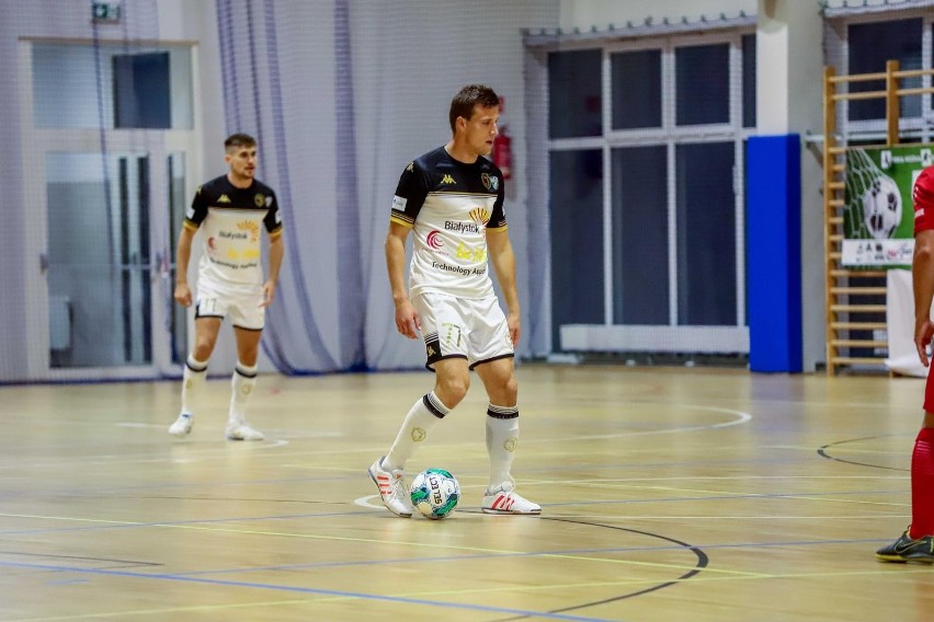 Futsaliści Jagiellonii zachowali szansę na grę w fazie...
