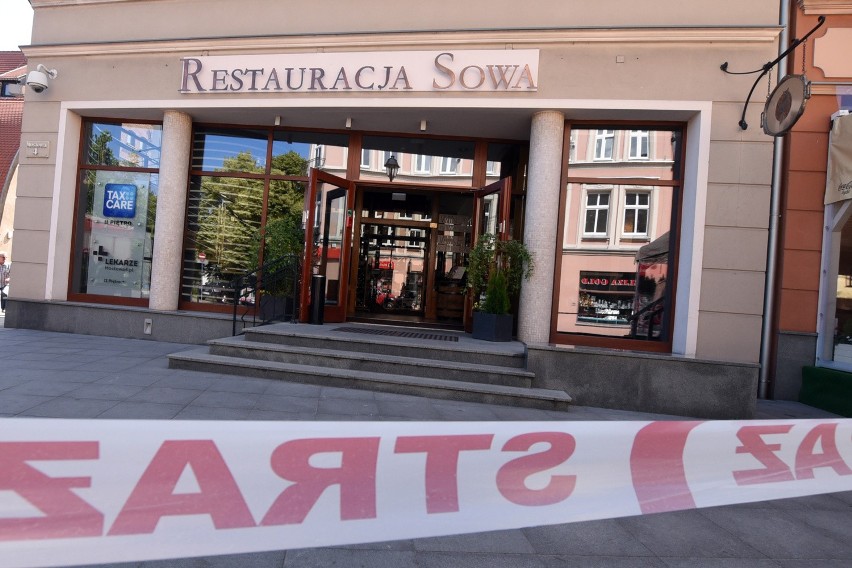 Z restauracji Sowa ewakuowało się około 20 osób....