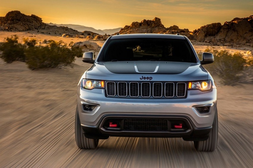 Jeep Grand Cherokee Trailhawk...