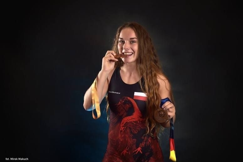 Kat. do 68 kg. Reprezentacja Polski do lat 23. Brązowa...