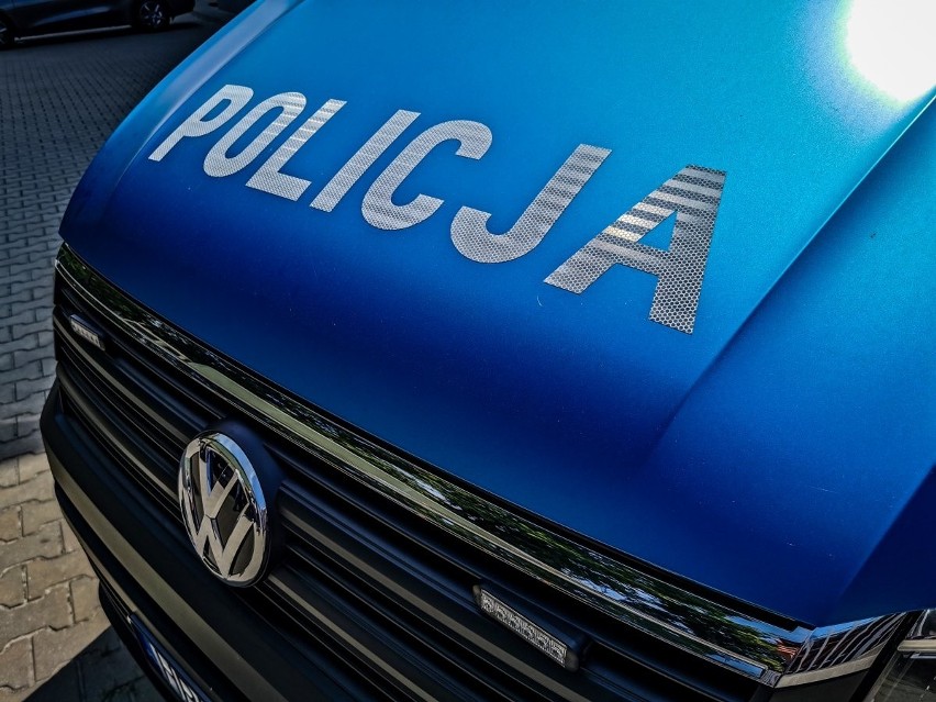 Nowy radiowóz w Komendzie Miejskiej Policji w Białymstoku. Kosztował blisko pół miliona złotych! Jest wyposażony w specjalistyczny sprzęt