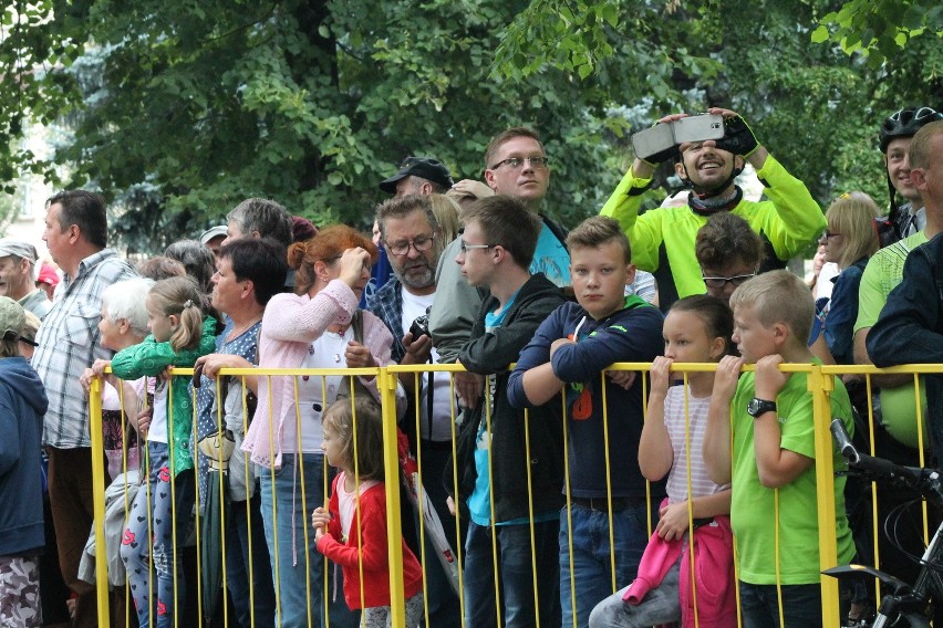 Kolarze wystartowali z Zawiercia [NOWE ZDJĘCIA]