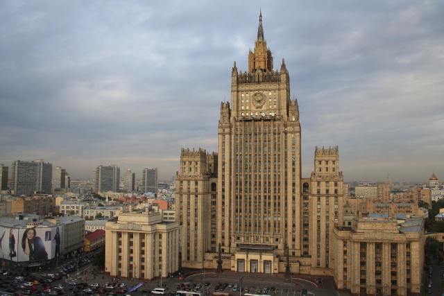 Rosyjski MSZ wydalił dyplomatów z Estonii, Litwy i Łotwy.
