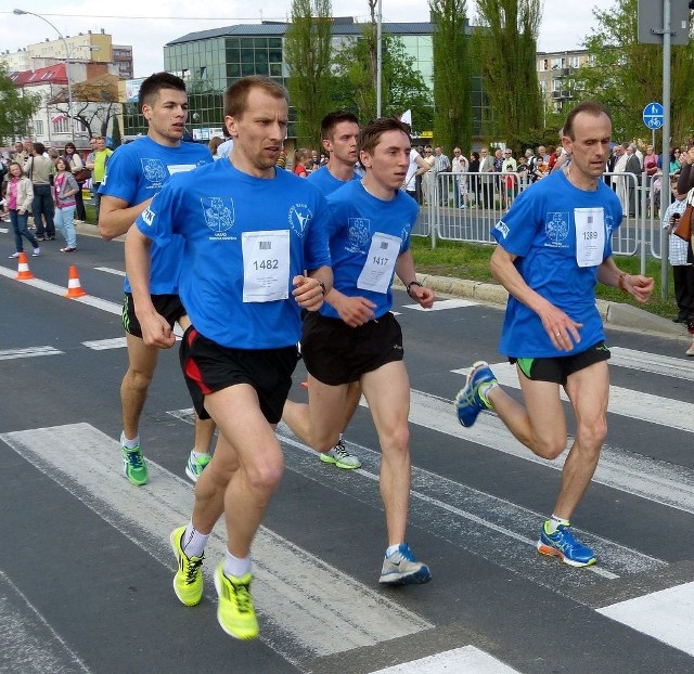 Biegacze tradycyjnie pobiegną w Stalowej Woli Alejami Jana Pawła II.