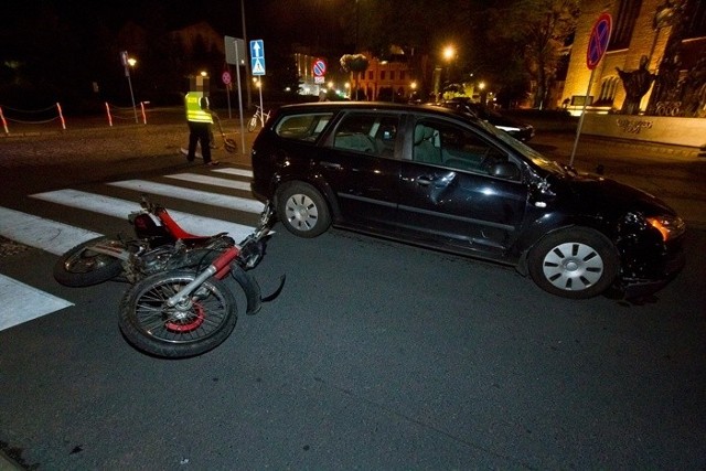 Wypadek motocyklisty w centrum Kołobrzegu
