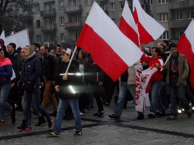 W marszu antyimigracyjnym w Częstochowie wzięło udział ponad...