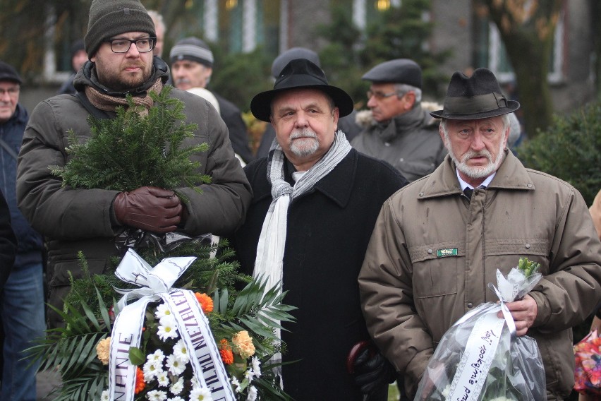 Pogrzeb Jerzego Cnoty. Wybitny śląski aktor spoczął na...