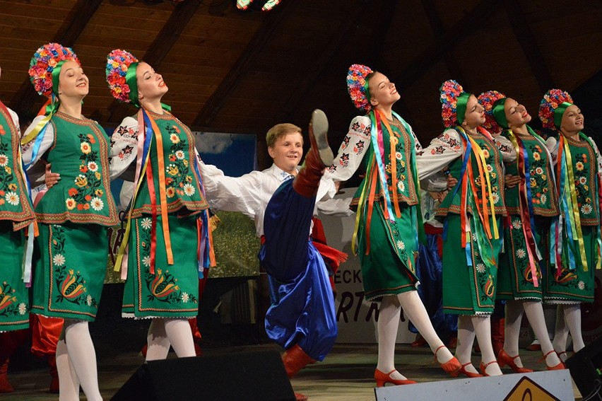 Po pokazach tanecznych publiczność rozbawił góralski kabaret...