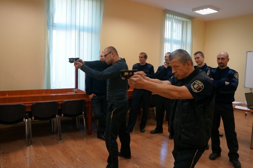 Strażnicy miejscy z Chorzowa szkolili się u policjantów