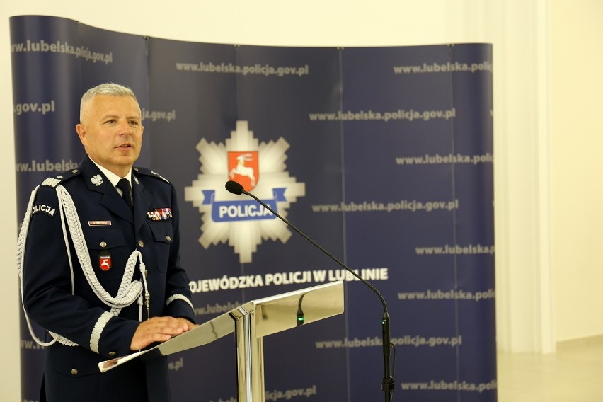 W szeregi lubelskiej policji wstąpiło 31 nowych funkcjonariuszy. Zobacz zdjęcia z uroczystego ślubowania