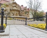 Fontannę na placu Daszyńskiego w Opolu znów zniszczyli wandale