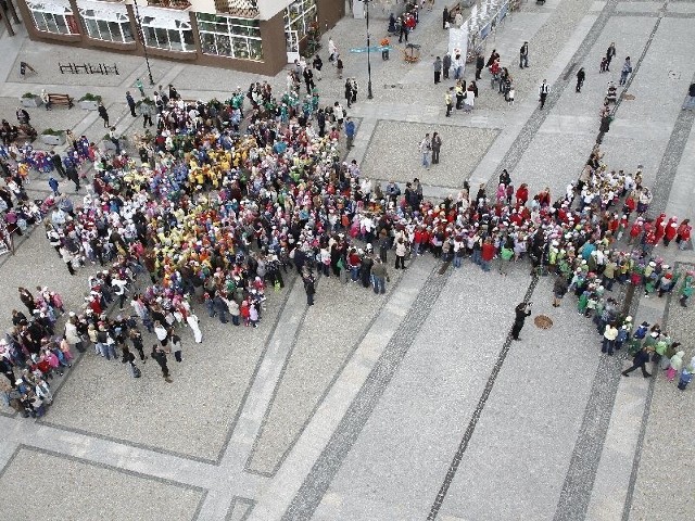 białostockie przedszkolaki  Błogosławionemu Janowi Pawłowi II