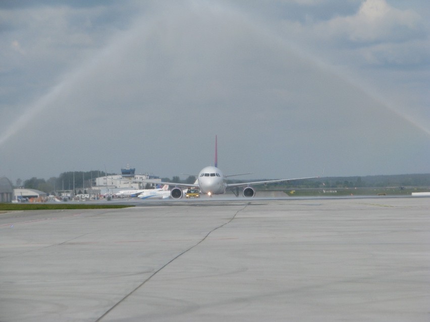 Airbus A321 - największy samolot we flocie Wizz Air