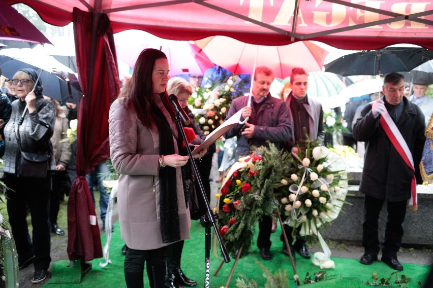 Pogrzeb Jana Całki w Alei Zasłużonych na cmentarzu w Opolu.