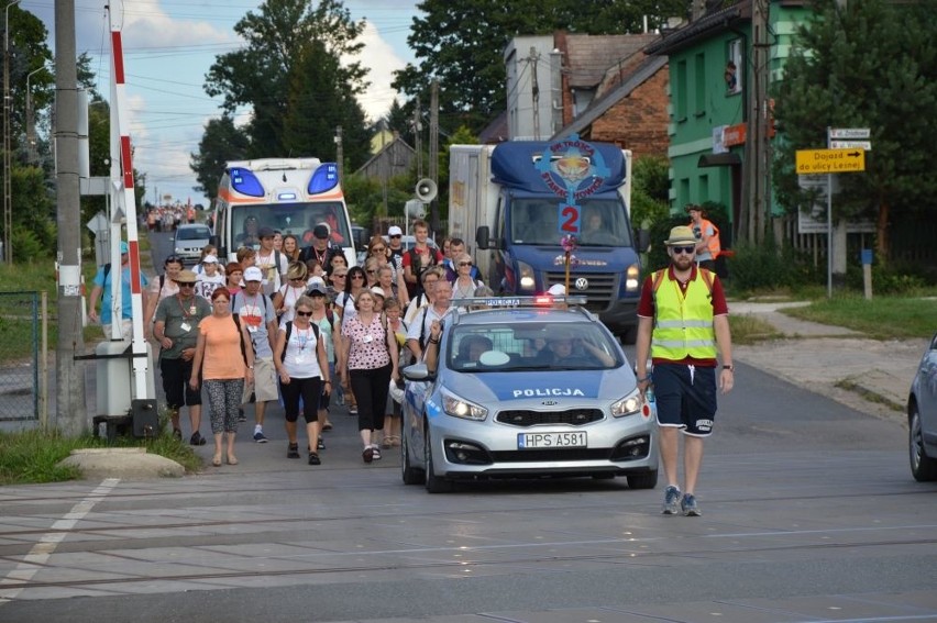 W poniedziałek, 6 sierpnia, ze Starachowic wyruszyła piesza...