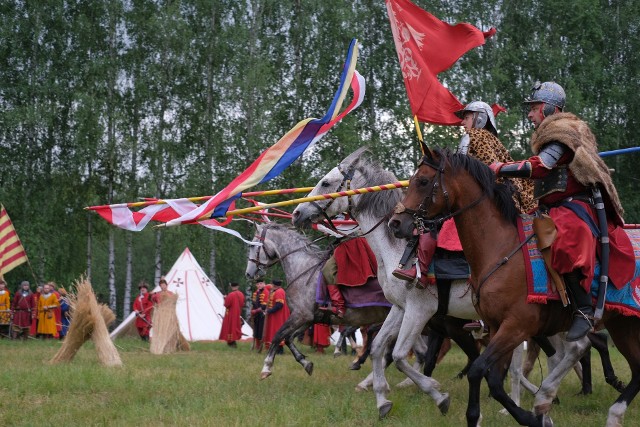 Pod koniec XVII wieku stukrotnie mniej liczna polska husaria rozgromiła wojska Tatarskie