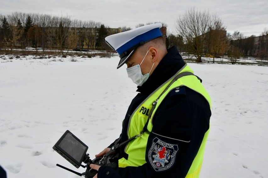 Pierwsza taka akcja podlaskiej drogówki. Dron rejestrował zachowanie kierowców i pieszych