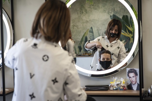 Charytatywna akcja koszalińskich fryzjerek na rzecz hospicjum