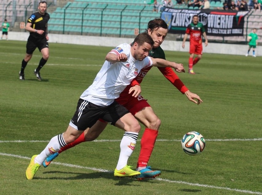 GKS Tychy przegrywał na własnym boisku z Chojniczanką 0:1 po...