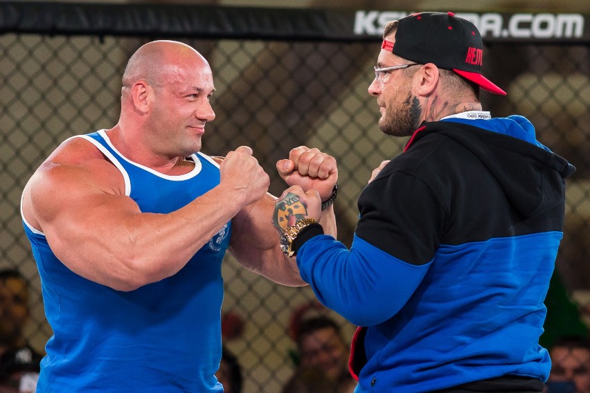Popek Monster vs Hardkorowy Koksu na największej gali MMA w Europie (WIDEO)