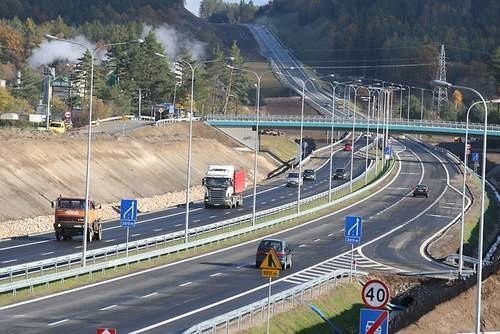 Kto ma płacić za oświetlenie obwodnicy odpowie Sąd Najwyższy.