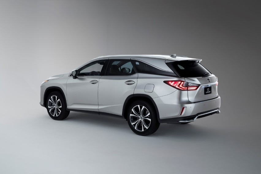 Lexus RX L...