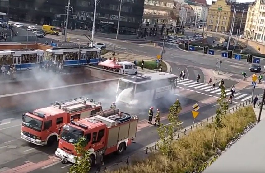 Pożar autobusu we Wrocławiu