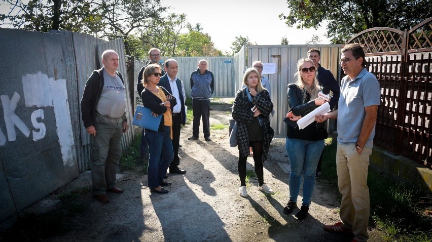 Mieszkańcy ulicy Ząbkowickiej nie mają gdzie parkować swoich...