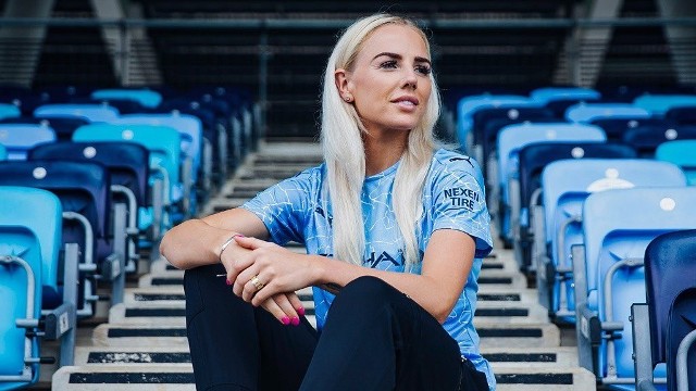 Alex Greenwood to angielska piłkarka, która gra na pozycji lewej obrończyni. W karierze reprezentowała już m.in. Liverpool, Manchester United, a teraz zagra dla Manchesteru City