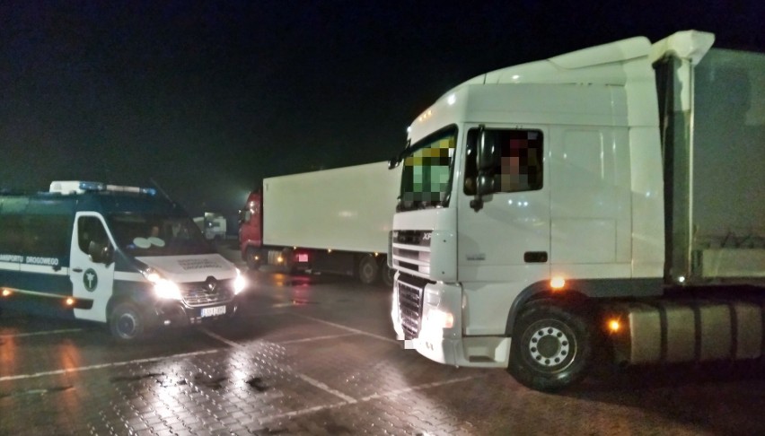 Kierowca rosyjskiej ciężarówki "majstrował" przy tachografie. Zatrzymał go patrol lubelskiej ITD
