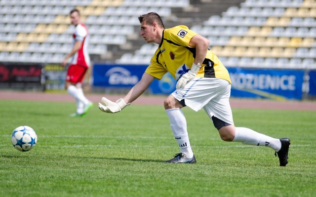 Bramkarz Filip Adamczyk podpisał z Radomiakiem Radom nową umowę do 30 czerwca 2018 roku.