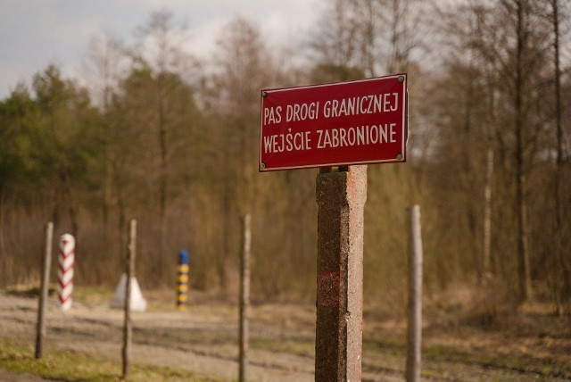 Poszukiwany Europejskim Nakazem Aresztowania 43-latek został zatrzymany na zielonej granicy, w okolicy Horyńca-Zdroju.